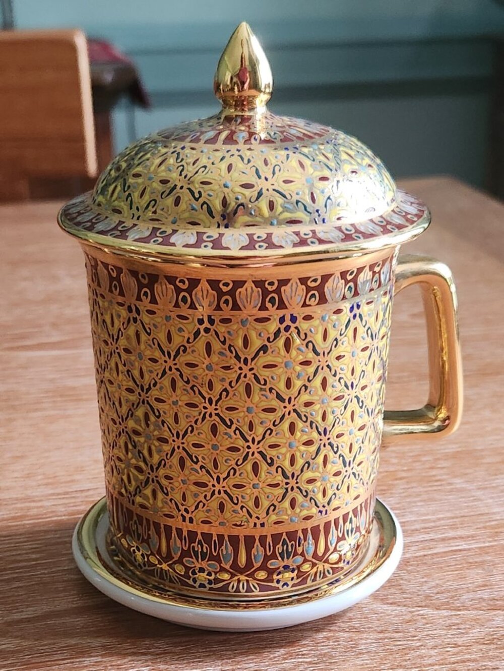 Benjarong Porcelain Mug with Lid and Base
